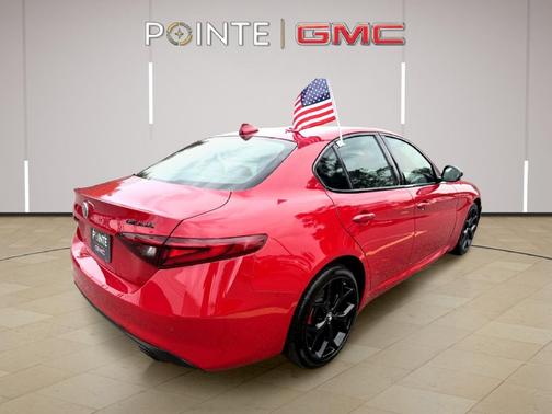 2020 Alfa Romeo Giulia Base