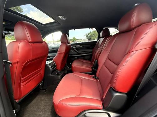 2023 Mazda CX-9 Carbon Edition