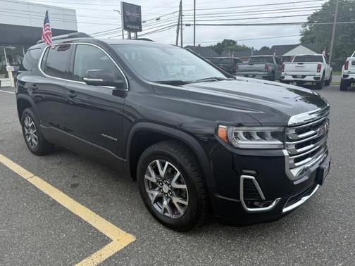 2023 GMC Acadia AWD SLT