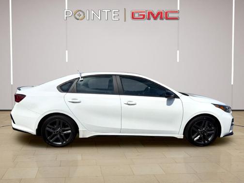 2021 Kia Forte GT-Line