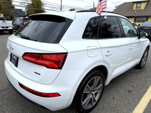 2019 Audi Q5 2.0T Premium Plus