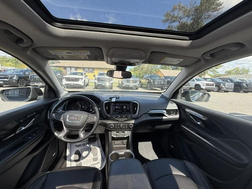 2022 GMC Terrain AWD AT4