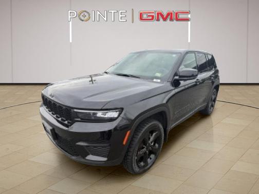 2022 Jeep Grand Cherokee Altitude