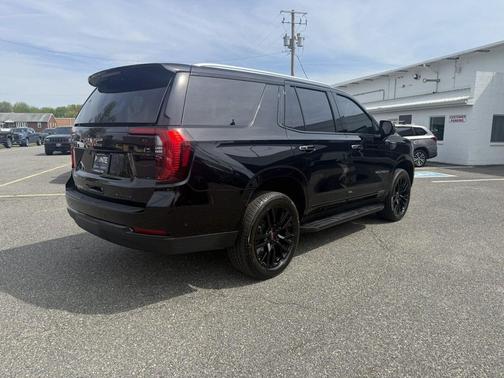 Onyx Black 2026 GMC Yukon 4WD Elevation