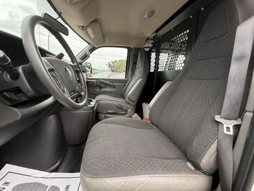 2024 Chevrolet Express 2500 RWD 2500 Regular Wheelbase WT