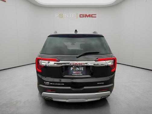 2023 GMC Acadia AWD SLT