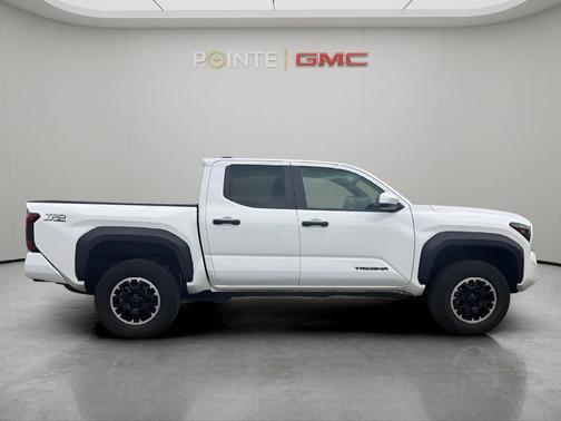 Ice Cap 2024 Toyota Tacoma SR5