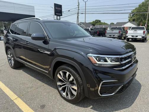 2023 Volkswagen Atlas 3.6L SEL Premium