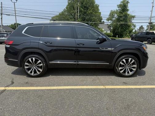 2023 Volkswagen Atlas 3.6L SEL Premium