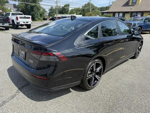 2023 Honda Accord Hybrid Base