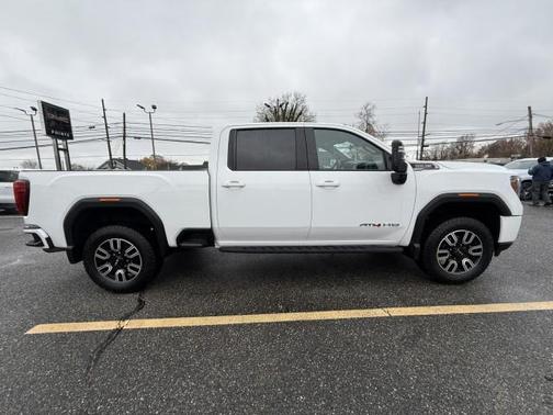 2021 GMC Sierra 2500 AT4