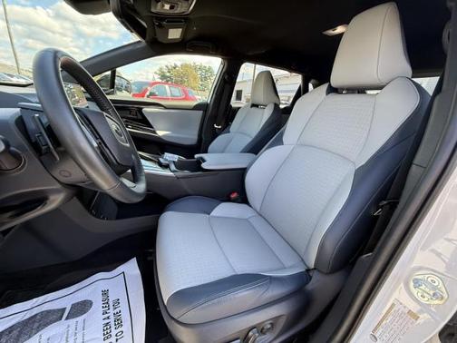 2023 Subaru Solterra Limited