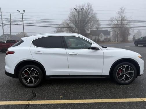 2019 Alfa Romeo Stelvio Ti