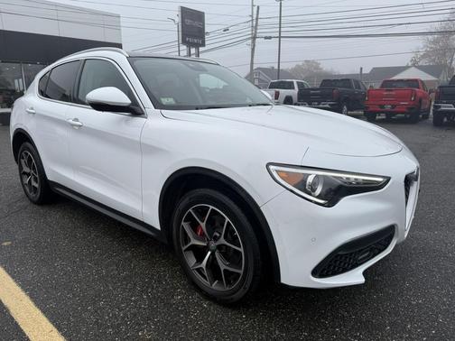 2019 Alfa Romeo Stelvio Ti