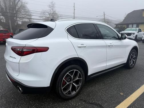 2019 Alfa Romeo Stelvio Ti
