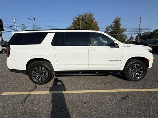 2024 Chevrolet Suburban 4WD Z71