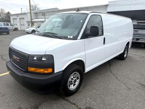 2023 GMC Savana 2500 Work Van