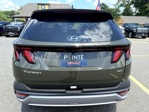 2025 Hyundai TUCSON SEL