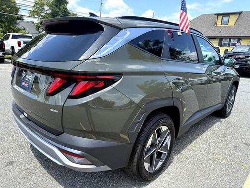 2025 Hyundai TUCSON SEL