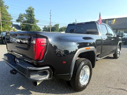 2024 GMC Sierra 3500 Denali
