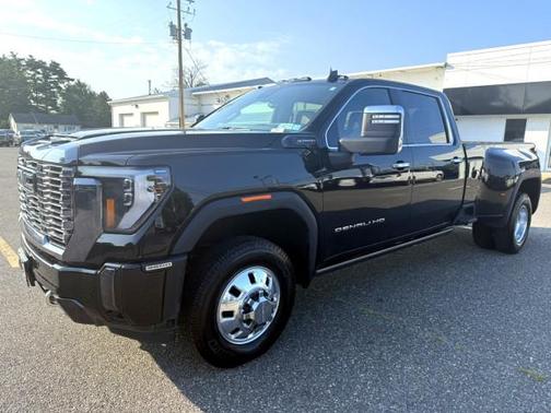 2024 GMC Sierra 3500 Denali