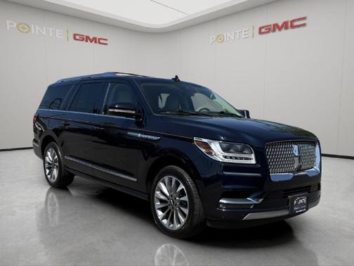 Signature Navy 2021 Lincoln Navigator Reserve