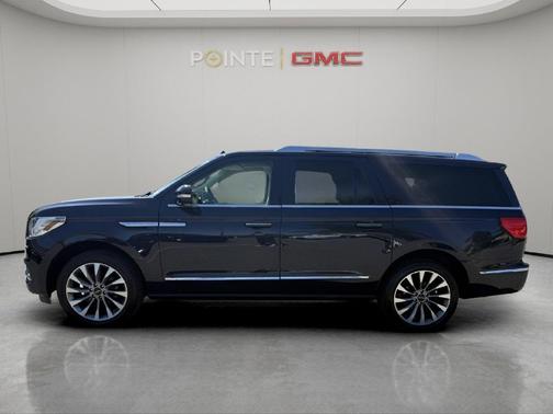 Signature Navy 2021 Lincoln Navigator Reserve