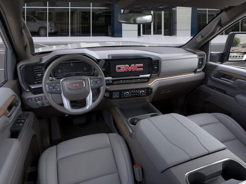 2025 GMC Sierra 3500 SLT