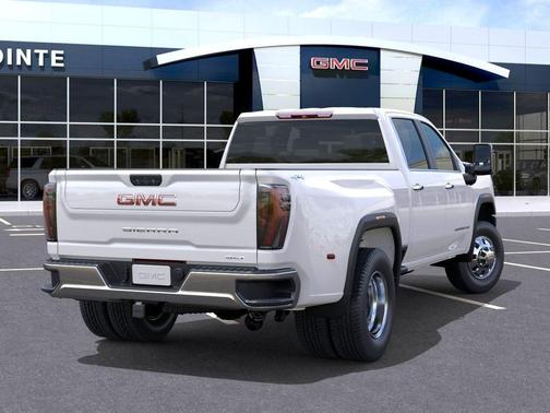 2025 GMC Sierra 3500 SLT