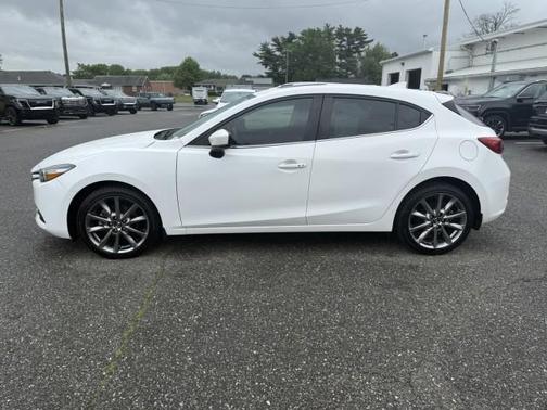 2018 Mazda Mazda3 Touring