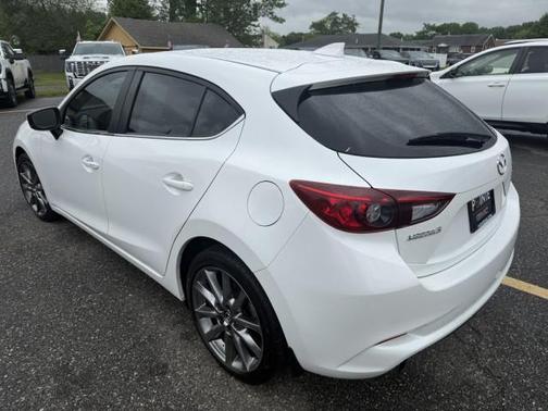 2018 Mazda Mazda3 Touring