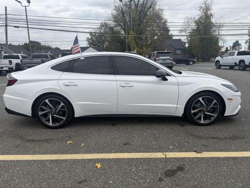 2022 Hyundai SONATA SEL Plus