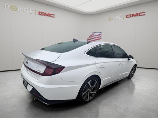 2022 Hyundai SONATA SEL Plus