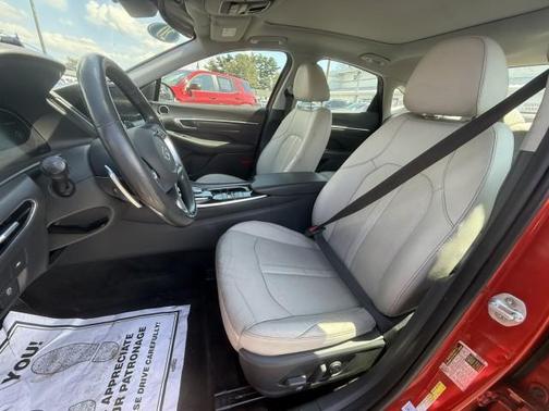 2020 Hyundai SONATA Limited
