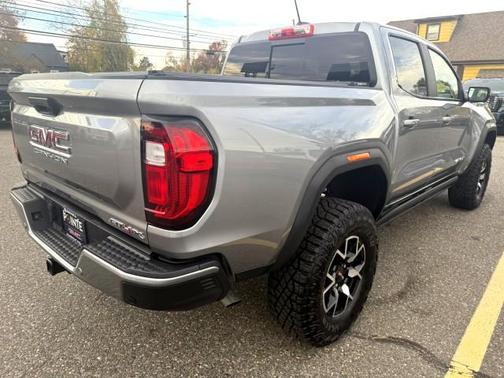2023 GMC Canyon AT4X