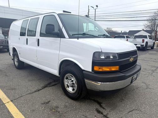2021 Chevrolet Express 2500 RWD 2500 Regular Wheelbase WT