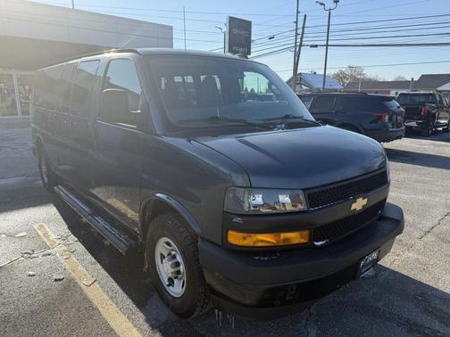 2019 Chevrolet Express 3500 LS