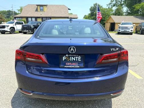 2017 Acura TLX w/Technology Package