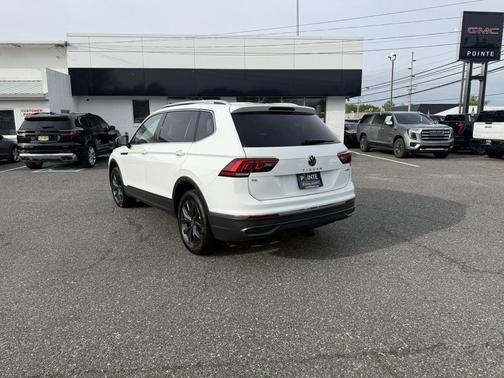 Pure White 2024 Volkswagen Tiguan 2.0T SE 4MOTION