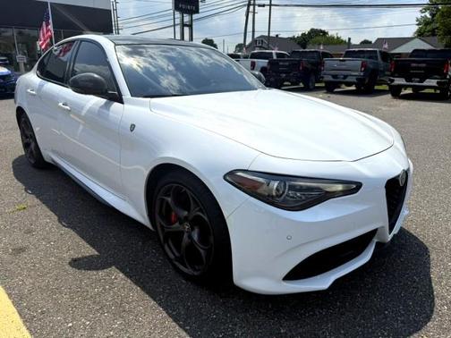2020 Alfa Romeo Giulia Ti Sport Carbon