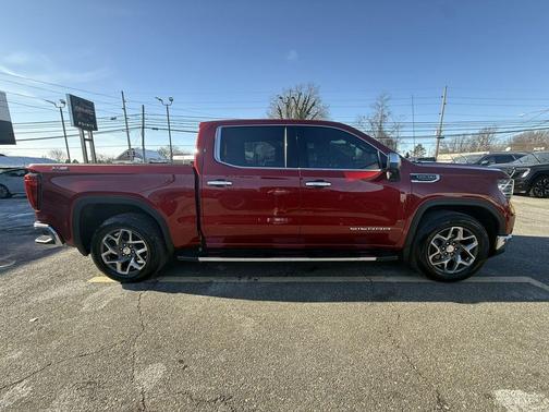 2022 GMC Sierra 1500 SLT