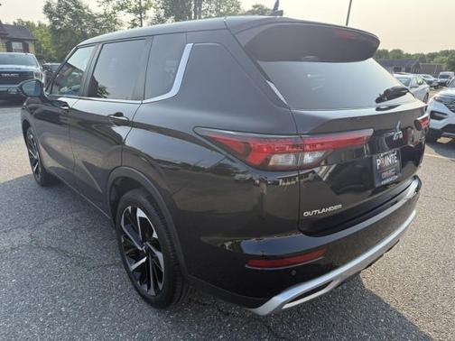 2022 Mitsubishi Outlander Black Edition S-AWC