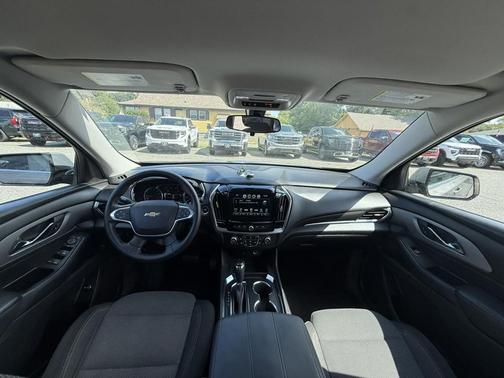 2018 Chevrolet Traverse LT Cloth