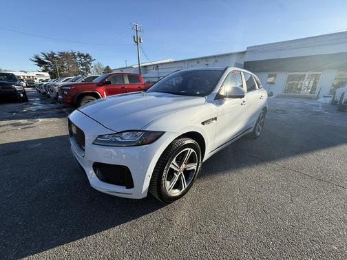 2017 Jaguar F-PACE S