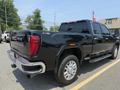 2024 GMC Sierra 2500 SLT