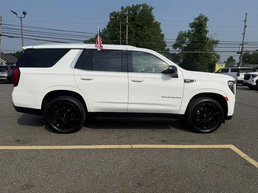 2022 GMC Yukon SLE