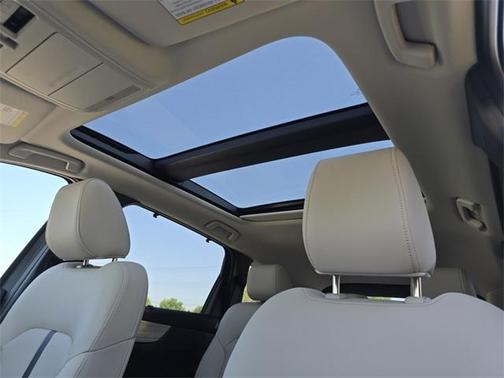 2025 Mazda CX-70 PHEV Premium Package