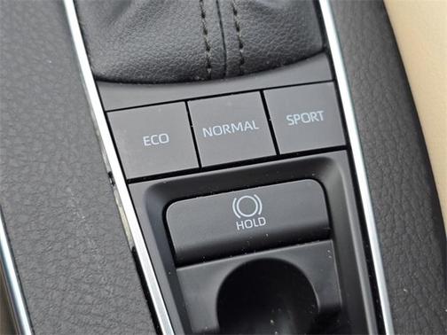 2022 Toyota Avalon XLE