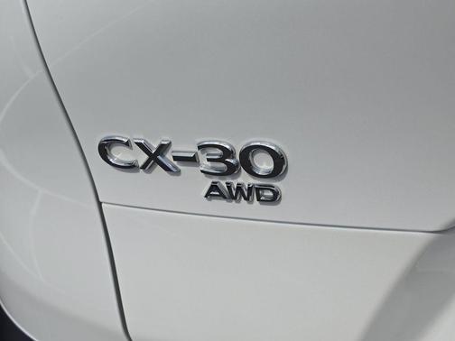 Snowflake White Pearl Mica 2025 Mazda CX-30 2.5 Turbo Premium Package