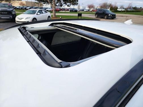 Snowflake White Pearl Mica 2025 Mazda CX-30 2.5 Turbo Premium Package